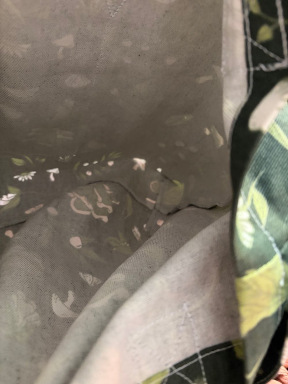 Big Bud Press Botanical Print Everyday Tote Bag - Picture 6 of 8